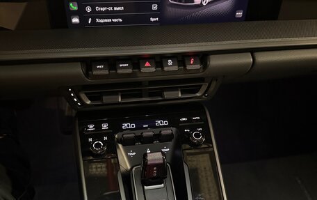 Porsche 911, 2021 год, 15 000 000 рублей, 10 фотография