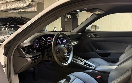 Porsche 911, 2021 год, 15 000 000 рублей, 14 фотография