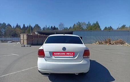 Volkswagen Polo VI (EU Market), 2011 год, 535 000 рублей, 2 фотография