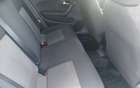 Volkswagen Polo VI (EU Market), 2011 год, 535 000 рублей, 10 фотография
