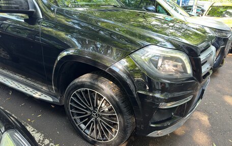 Mercedes-Benz GL-Класс, 2015 год, 3 000 000 рублей, 4 фотография