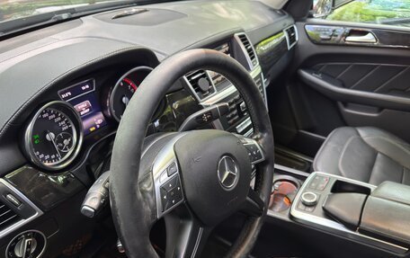 Mercedes-Benz GL-Класс, 2015 год, 3 000 000 рублей, 29 фотография