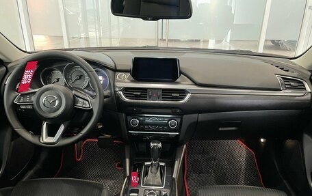 Mazda 6, 2017 год, 1 700 000 рублей, 5 фотография
