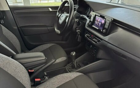 Skoda Rapid II, 2020 год, 1 380 000 рублей, 19 фотография