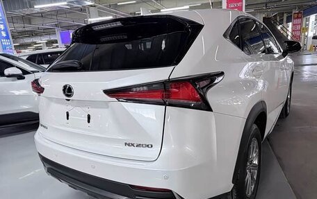 Lexus NX I, 2021 год, 2 700 999 рублей, 6 фотография