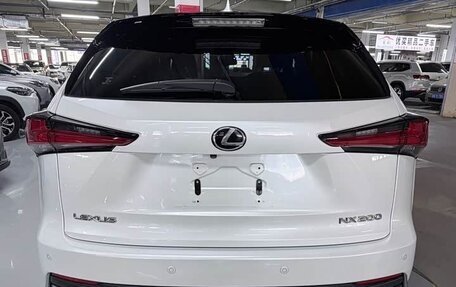 Lexus NX I, 2021 год, 2 700 999 рублей, 5 фотография