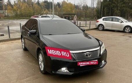 Toyota Camry, 2012 год, 1 850 000 рублей, 2 фотография