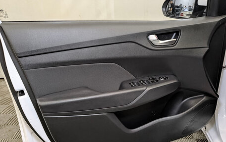 Hyundai Solaris II рестайлинг, 2022 год, 1 595 000 рублей, 19 фотография