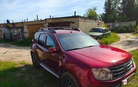 Renault Duster I рестайлинг, 2012 год, 700 000 рублей, 2 фотография