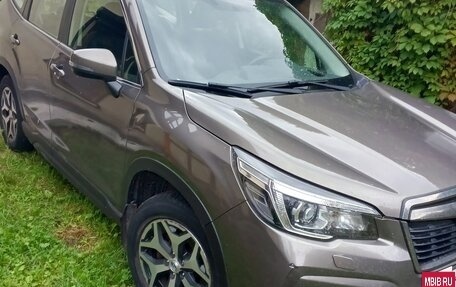 Subaru Forester, 2018 год, 2 200 000 рублей, 2 фотография