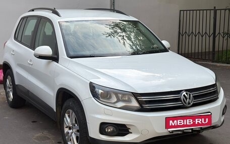 Volkswagen Tiguan I, 2015 год, 1 200 000 рублей, 1 фотография