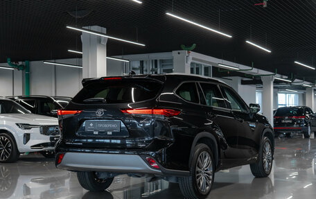 Toyota Highlander, 2025 год, 5 000 000 рублей, 5 фотография