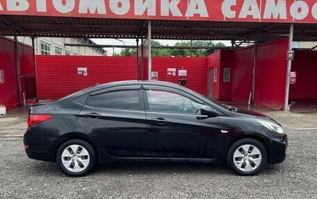 Hyundai Solaris II рестайлинг, 2013 год, 420 000 рублей, 4 фотография