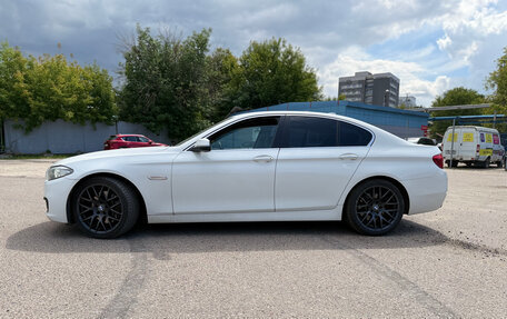 BMW 5 серия, 2014 год, 2 400 000 рублей, 2 фотография