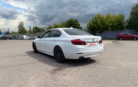 BMW 5 серия, 2014 год, 2 400 000 рублей, 3 фотография