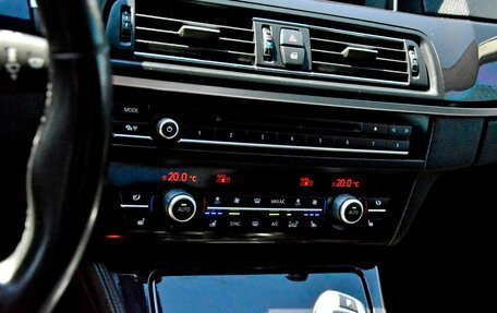 BMW 5 серия, 2014 год, 2 400 000 рублей, 15 фотография