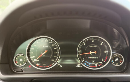 BMW 5 серия, 2014 год, 2 400 000 рублей, 18 фотография