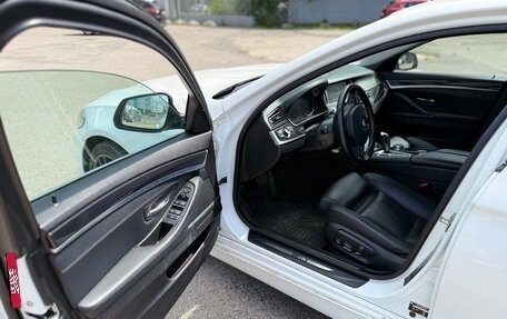 BMW 5 серия, 2014 год, 2 400 000 рублей, 19 фотография