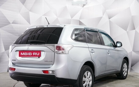 Mitsubishi Outlander III рестайлинг 3, 2012 год, 1 144 000 рублей, 5 фотография
