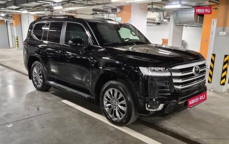 Toyota Land Cruiser, 2026 год, 34 000 000 рублей, 3 фотография