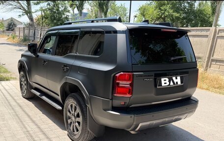 Toyota Land Cruiser Prado, 2024 год, 8 933 000 рублей, 15 фотография