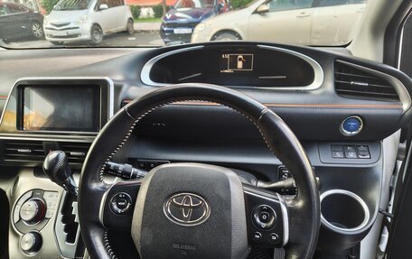 Toyota Sienta II, 2015 год, 1 250 000 рублей, 3 фотография