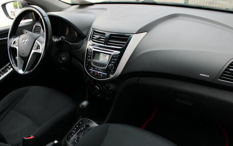 Hyundai Solaris II рестайлинг, 2012 год, 560 000 рублей, 11 фотография