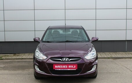 Hyundai Solaris II рестайлинг, 2012 год, 560 000 рублей, 2 фотография