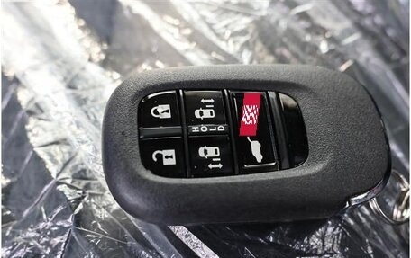 Honda Stepwgn, 2026 год, 2 800 000 рублей, 20 фотография
