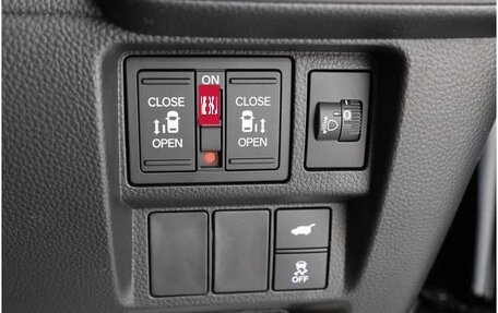Honda Stepwgn, 2026 год, 2 800 000 рублей, 19 фотография