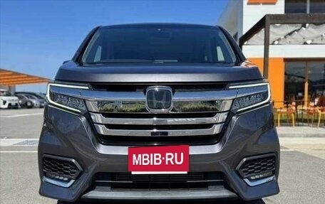 Honda Stepwgn IV, 2022 год, 1 900 000 рублей, 2 фотография