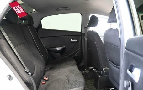 KIA Rio III рестайлинг, 2015 год, 949 900 рублей, 13 фотография