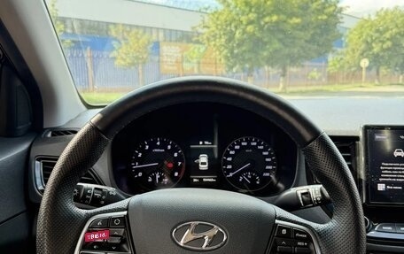 Hyundai Solaris II рестайлинг, 2020 год, 1 300 000 рублей, 6 фотография