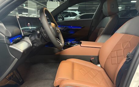 BMW 5 серия, 2025 год, 7 050 000 рублей, 9 фотография
