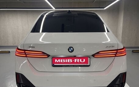 BMW 5 серия, 2025 год, 7 050 000 рублей, 5 фотография