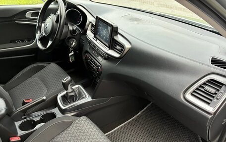 KIA cee'd III, 2018 год, 1 740 000 рублей, 6 фотография