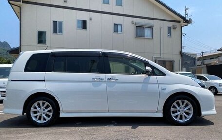 Toyota ISis I, 2013 год, 1 060 000 рублей, 6 фотография