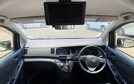 Toyota ISis I, 2013 год, 1 060 000 рублей, 13 фотография