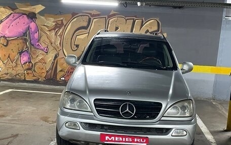 Mercedes-Benz M-Класс, 1998 год, 450 000 рублей, 2 фотография