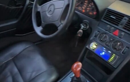 Mercedes-Benz C-Класс, 1998 год, 180 000 рублей, 5 фотография