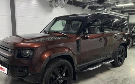 Land Rover Defender II, 2022 год, 15 000 000 рублей, 2 фотография