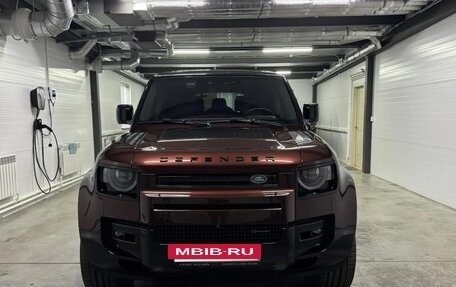 Land Rover Defender II, 2022 год, 15 000 000 рублей, 3 фотография