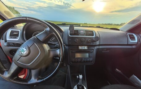Skoda Fabia II, 2009 год, 550 000 рублей, 10 фотография