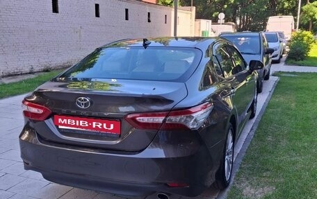 Toyota Camry, 2020 год, 3 000 000 рублей, 3 фотография