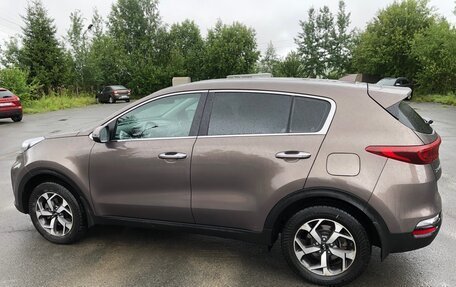KIA Sportage IV рестайлинг, 2020 год, 2 250 000 рублей, 2 фотография