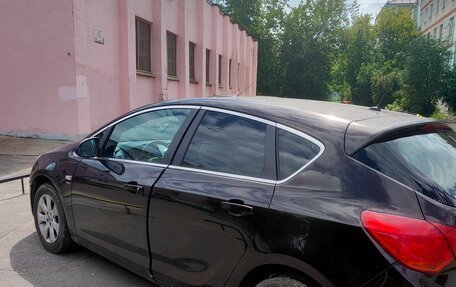 Opel Astra J, 2014 год, 1 100 000 рублей, 3 фотография