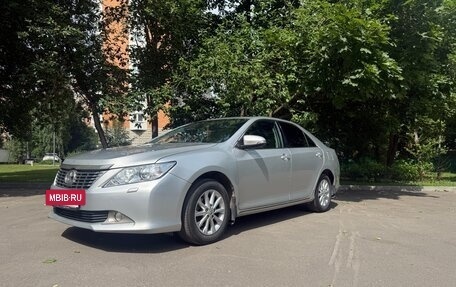 Toyota Camry, 2014 год, 1 320 000 рублей, 2 фотография