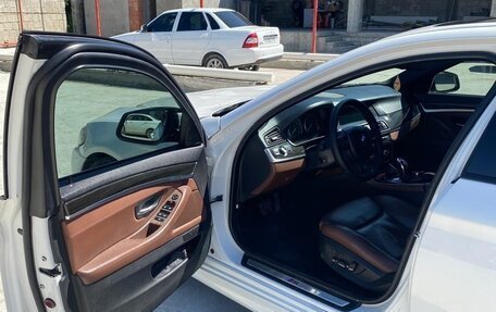 BMW 5 серия, 2011 год, 1 600 000 рублей, 7 фотография