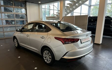 Hyundai Solaris II рестайлинг, 2021 год, 1 560 000 рублей, 5 фотография