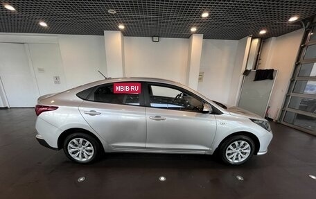 Hyundai Solaris II рестайлинг, 2021 год, 1 560 000 рублей, 2 фотография